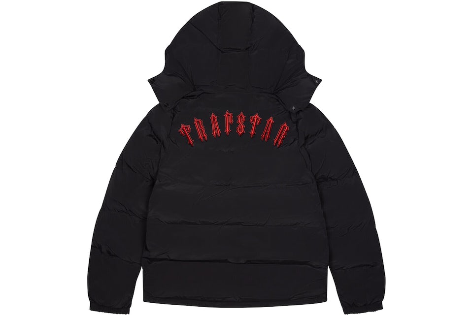 Who Makes Trapstar Coats – Discovering the Brand's Secret Behind the Scenes
